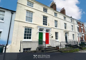 Central 3 Bedroom Townhouse